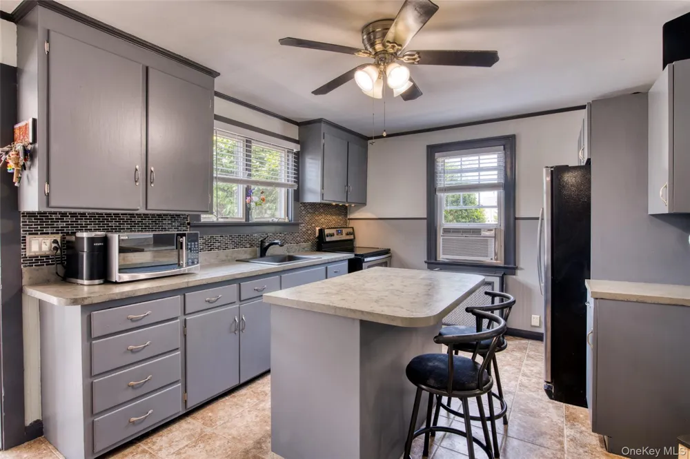 1227 Roanoke Avenue Riverhead, NY 11901