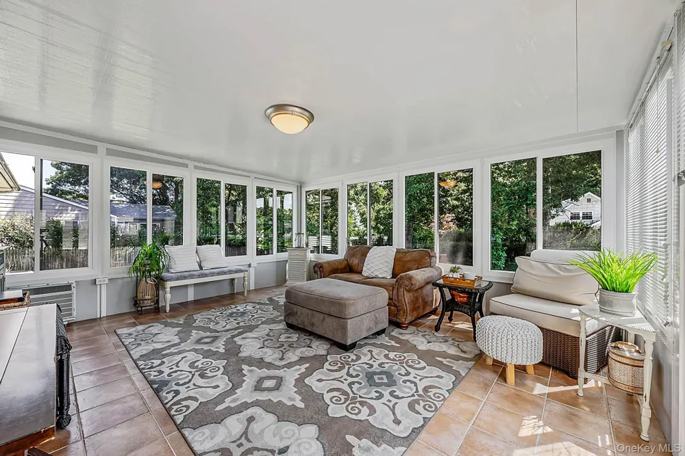 15 Locksley Lane Nesconset, NY 11767