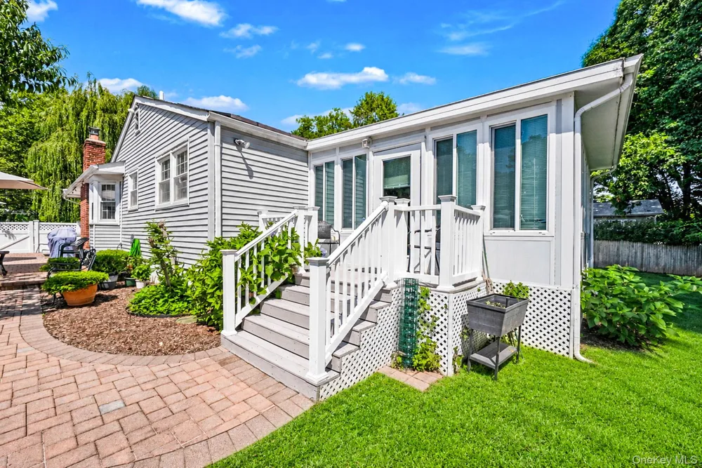 15 Locksley Lane Nesconset, NY 11767