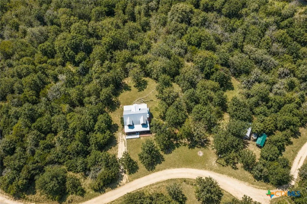 611 Wilson Road Red Rock, TX 78662