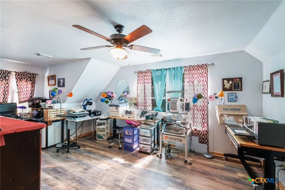 611 Wilson Road Red Rock, TX 78662