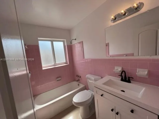 949 WEST KALMIA DRIVE #B1-B4 Lake Park, FL 33403