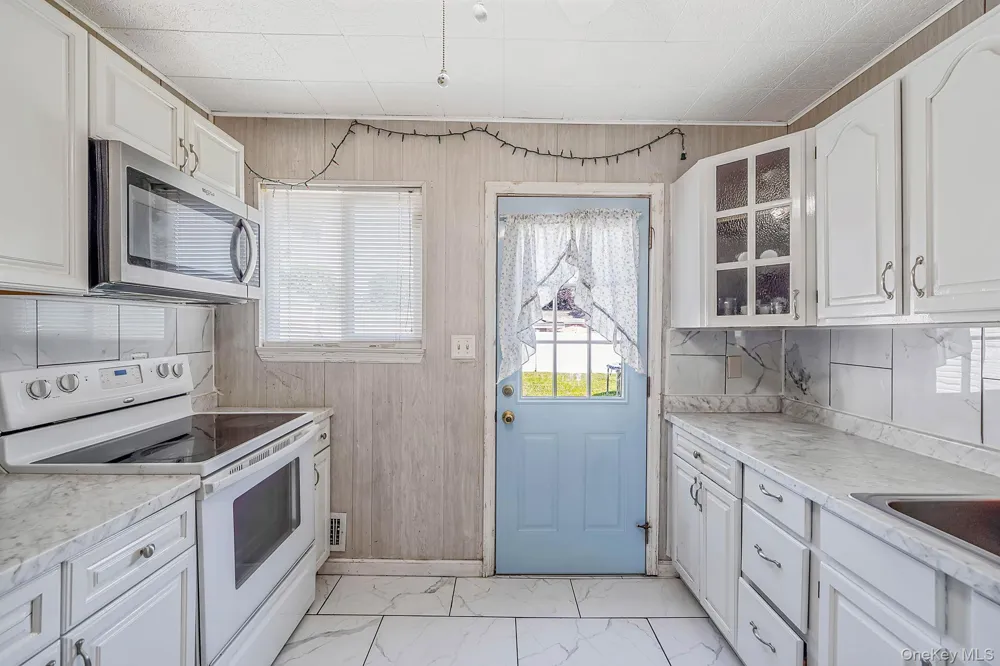 2803 Eagle Avenue Medford, NY 11763