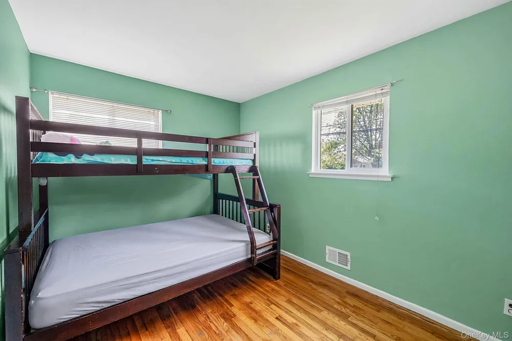 2803 Eagle Avenue Medford, NY 11763
