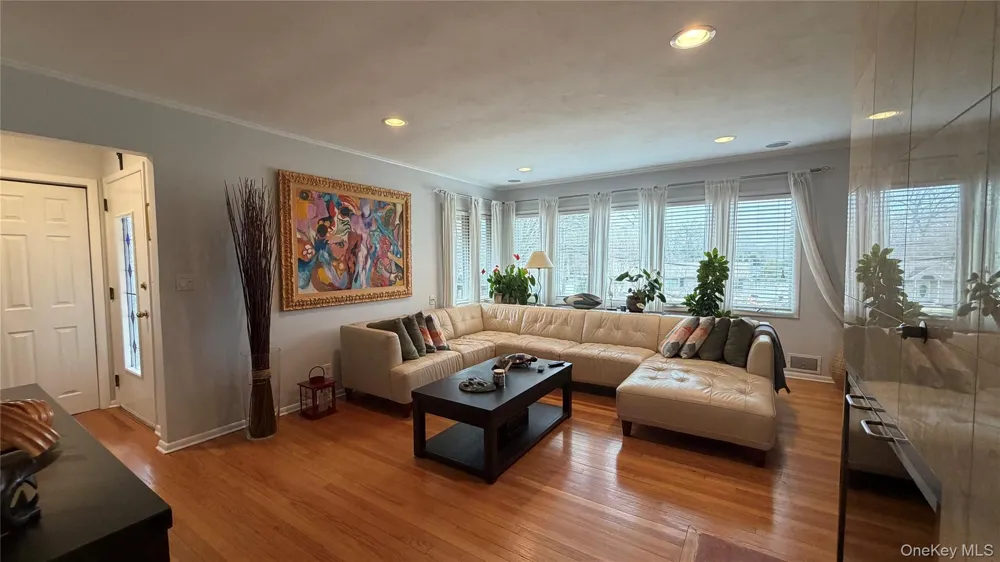 271 Terry Road Smithtown, NY 11787