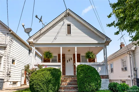 21 Beechwood Avenue