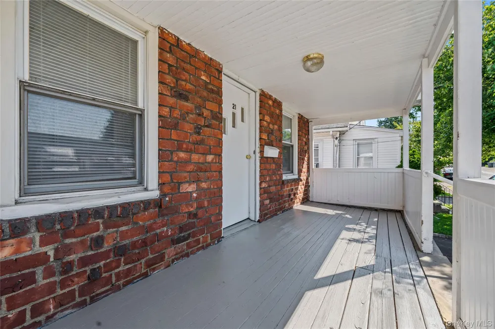 21 Beechwood Avenue Port Washington, NY 11050