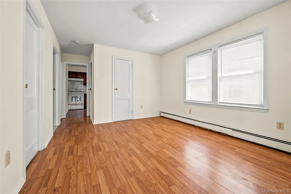 21 Beechwood Avenue Port Washington, NY 11050