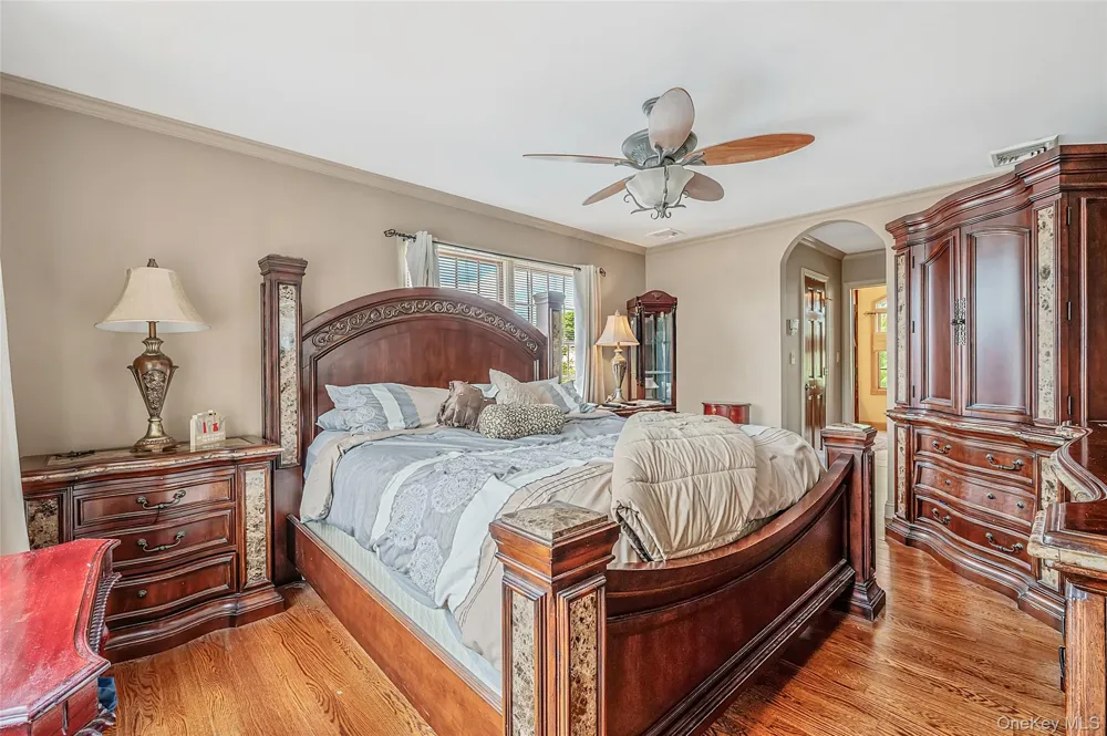 4 Teamster Lane Levittown, NY 11756