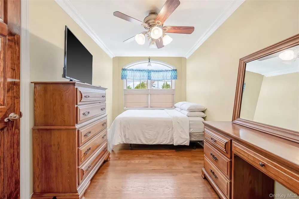 4 Teamster Lane Levittown, NY 11756