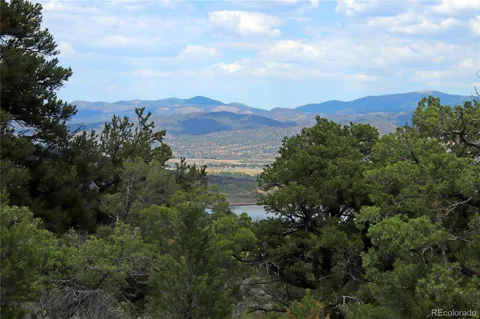5 Mesa Vista Trail