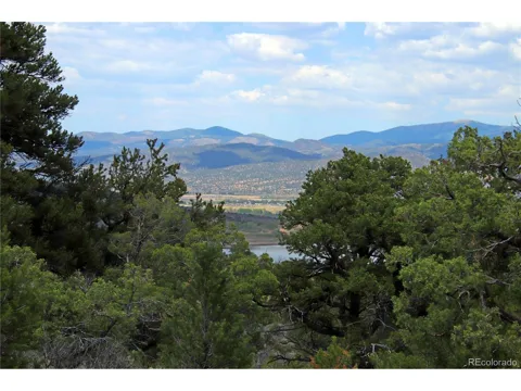 5 Mesa Vista Trail