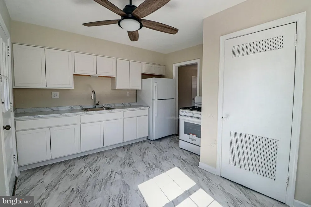 2020 S POLLARD STREET Arlington, VA 22204