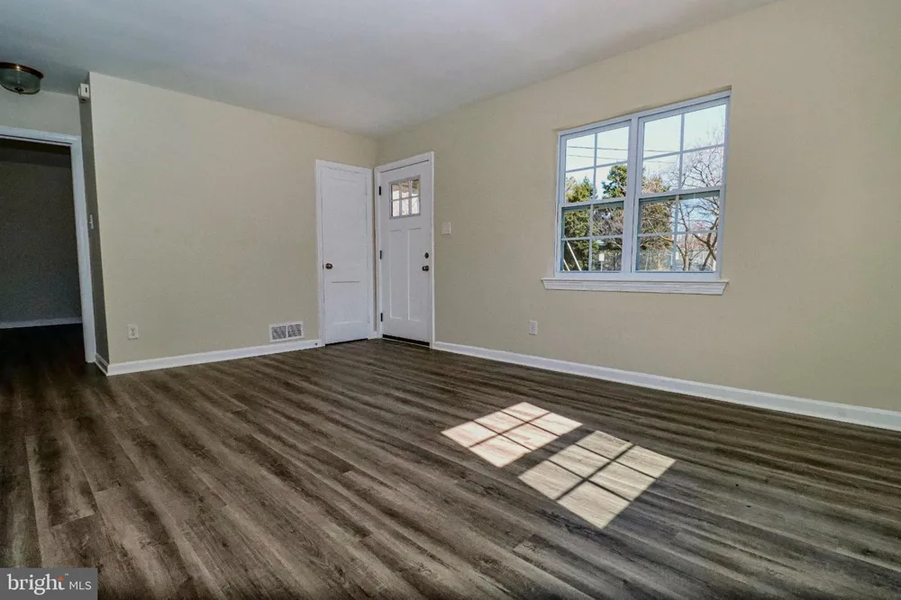 2020 S POLLARD STREET Arlington, VA 22204