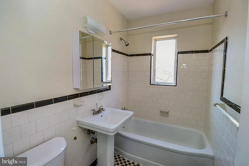 2020 S POLLARD STREET Arlington, VA 22204