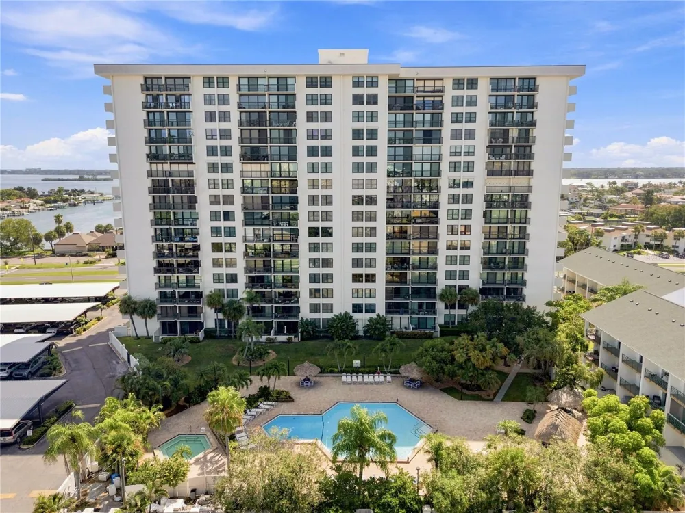 400 ISLAND WAY #411 Clearwater, FL 33767