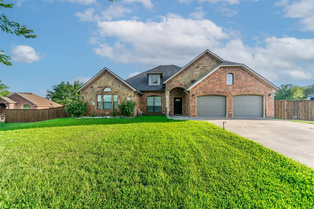 10528 Lago Vista Quinlan, TX 75474