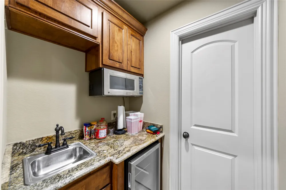 10528 Lago Vista Quinlan, TX 75474