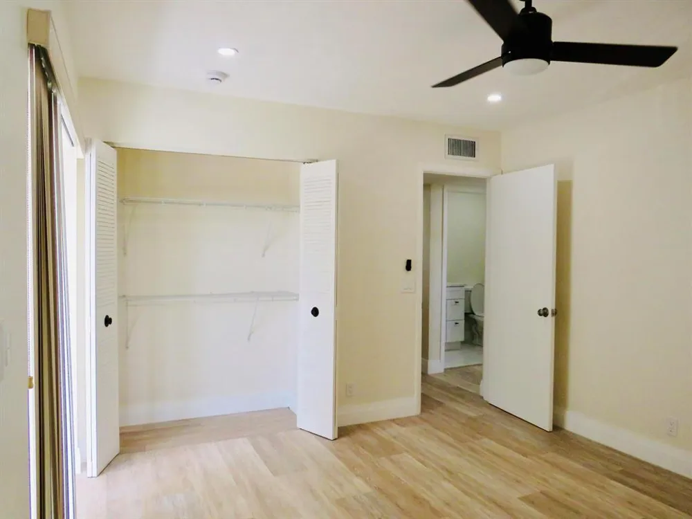 557 BURGUNDY L #557 Delray Beach, FL 33484