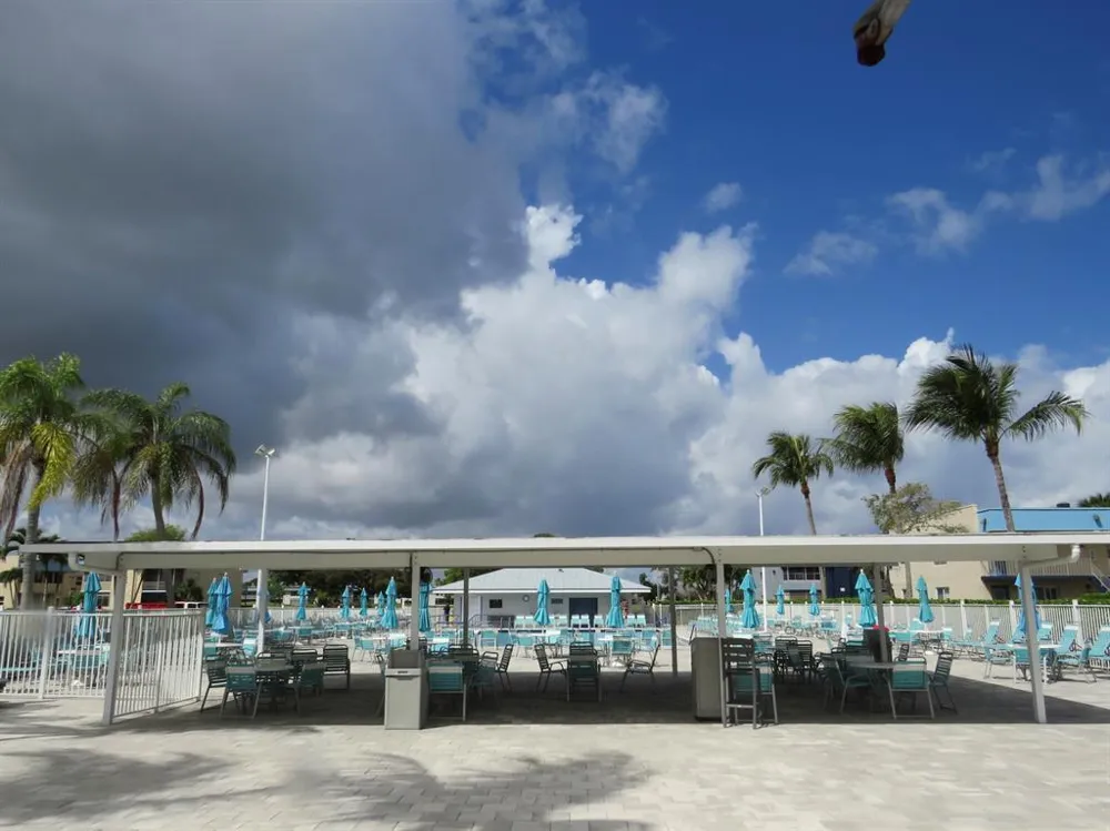 557 BURGUNDY L #557 Delray Beach, FL 33484