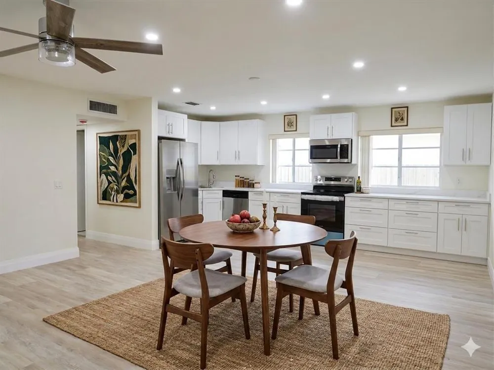 557 BURGUNDY L #557 Delray Beach, FL 33484