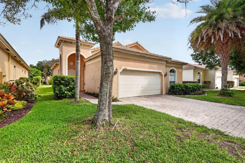 5614 SUNBERRY CIRCLE Fort Pierce, FL 34951