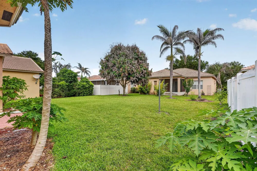 5614 SUNBERRY CIRCLE Fort Pierce, FL 34951