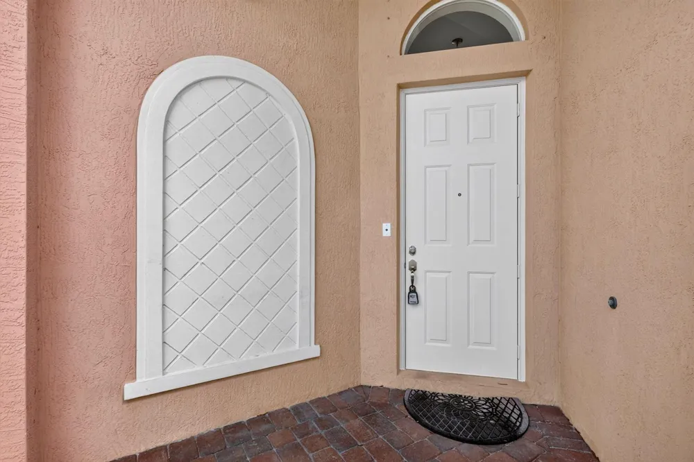 5614 SUNBERRY CIRCLE Fort Pierce, FL 34951