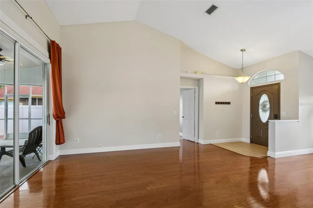 9334 PONTIAC DRIVE Tampa, FL 33626