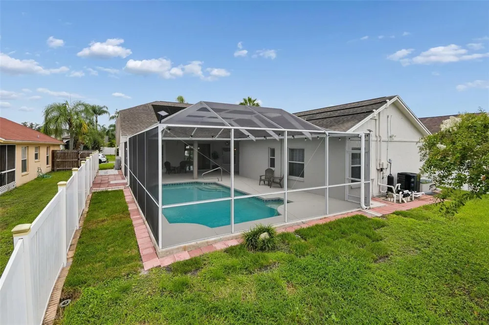 9334 PONTIAC DRIVE Tampa, FL 33626