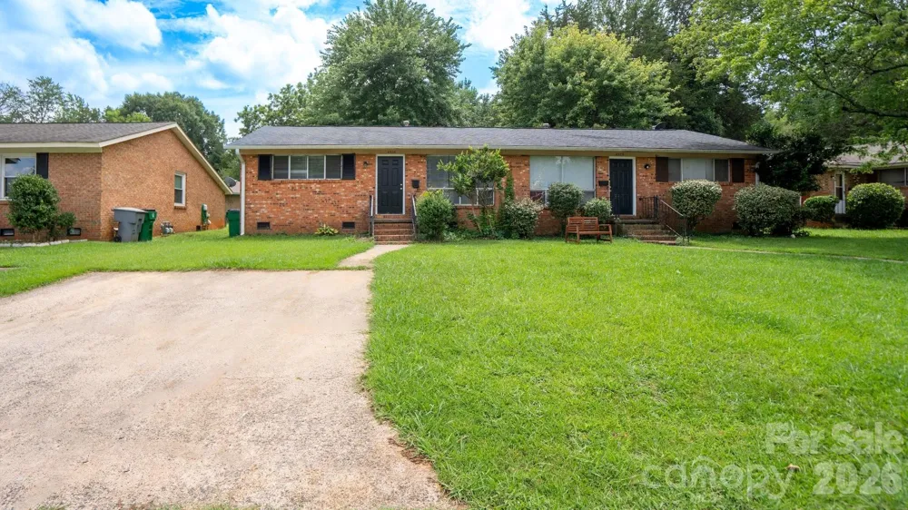 4926 Malibu Drive Charlotte, NC 28215