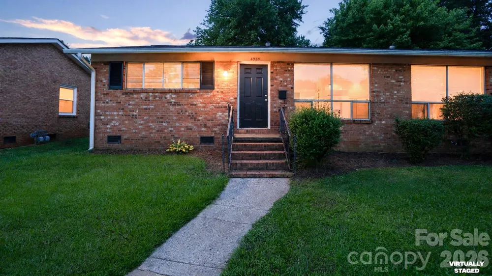 4926 Malibu Drive Charlotte, NC 28215