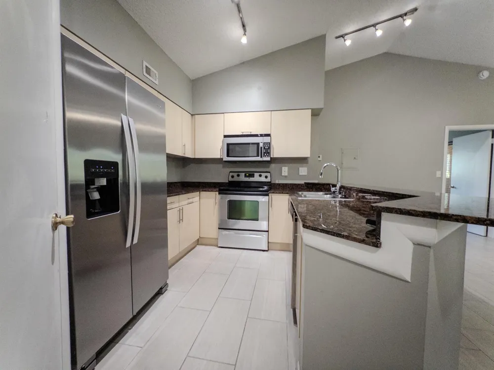 2550 SW 18TH TERRACE #1606 Fort Lauderdale, FL 33315