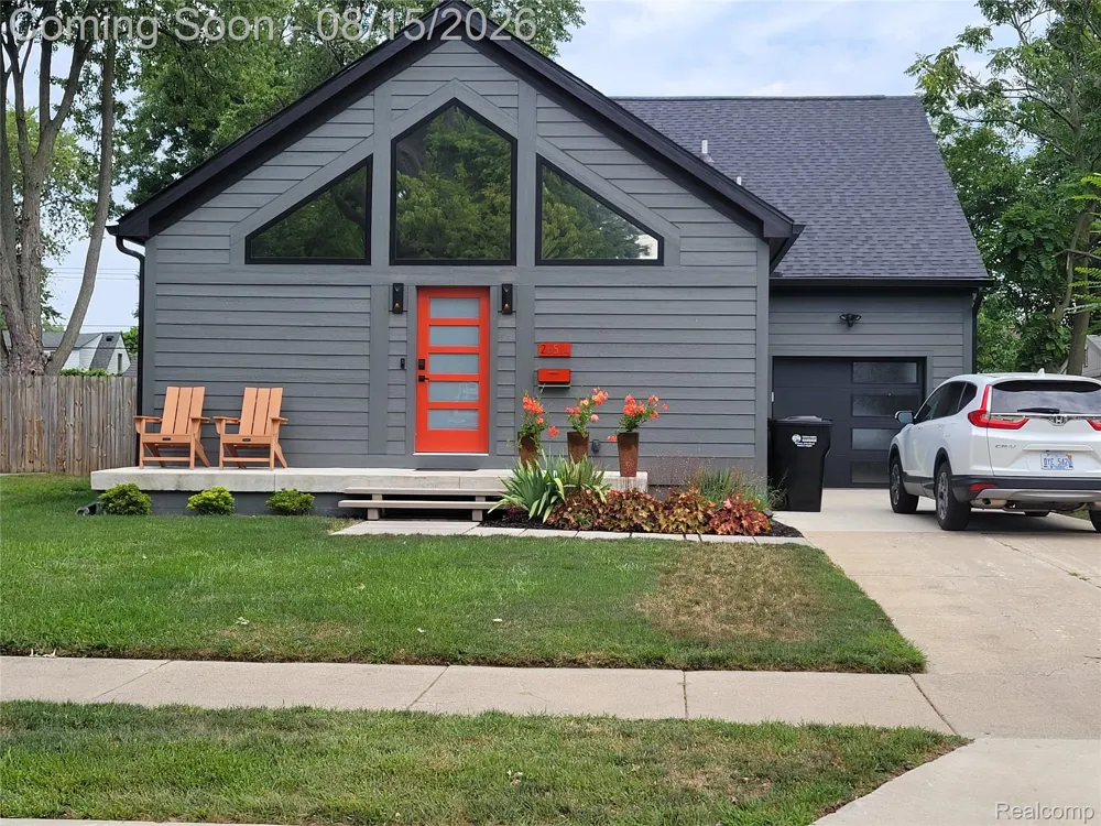 26514 Barrington Street E Madison Heights City, MI 48071