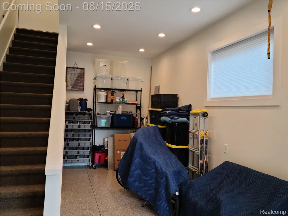 26514 Barrington Street E Madison Heights City, MI 48071
