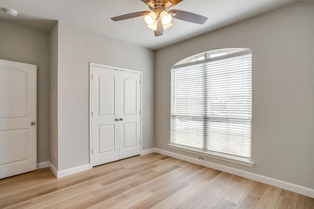 213 Marina Drive Azle, TX 76020