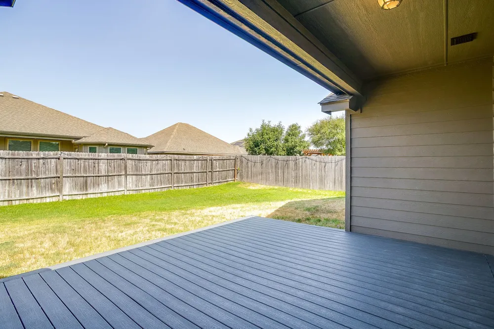 213 Marina Drive Azle, TX 76020