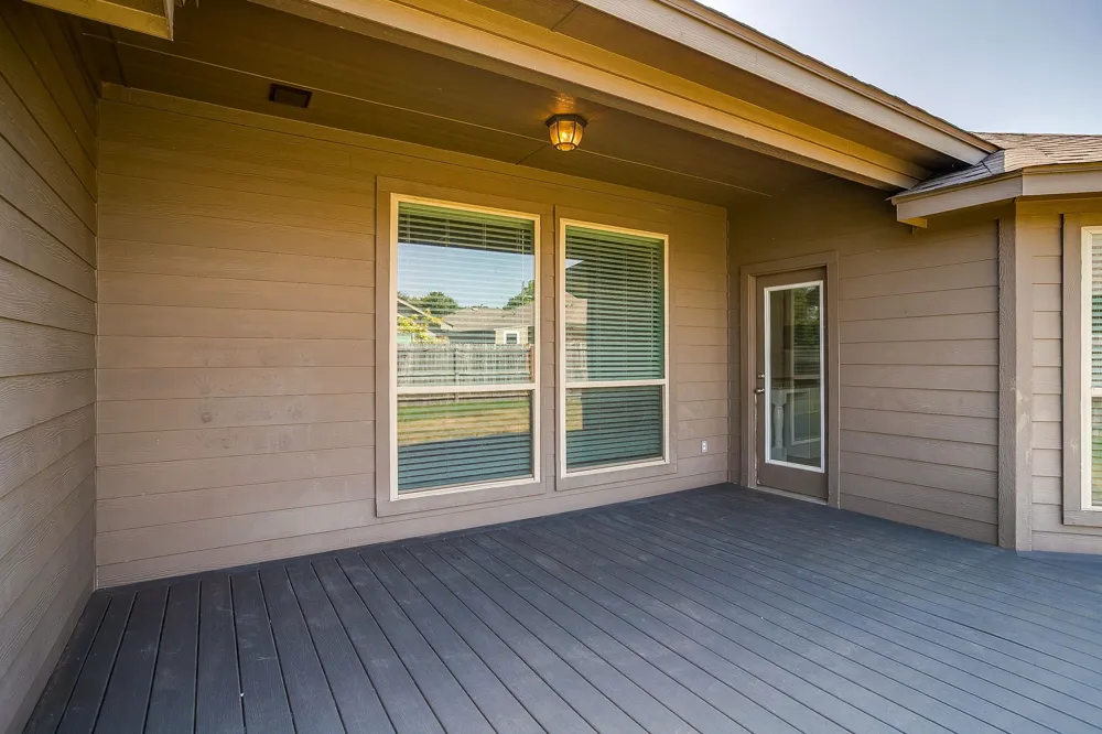 213 Marina Drive Azle, TX 76020