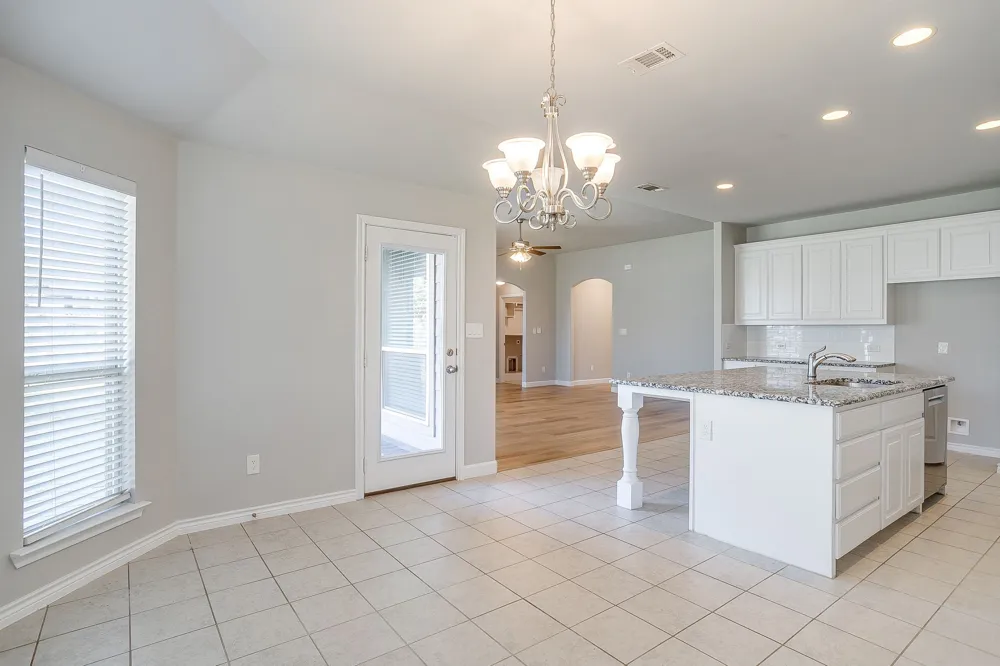 213 Marina Drive Azle, TX 76020