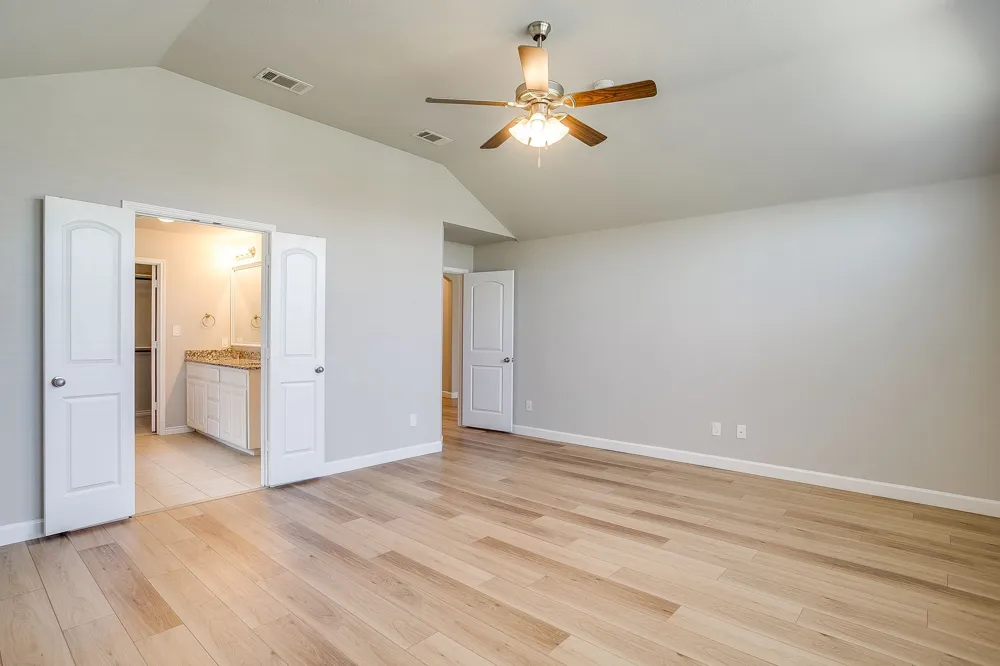 213 Marina Drive Azle, TX 76020