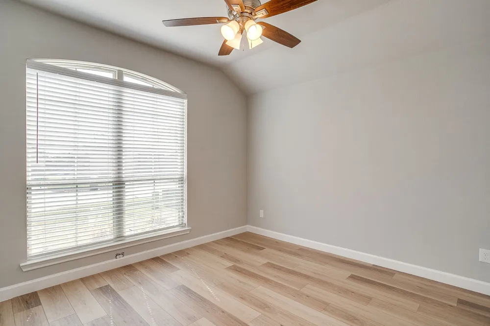 213 Marina Drive Azle, TX 76020