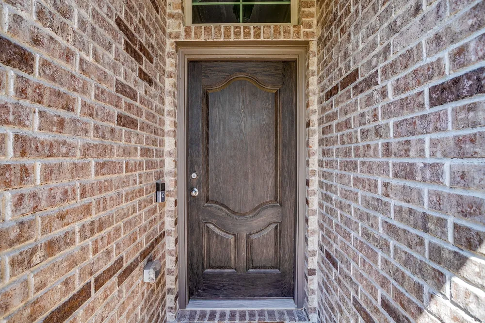 213 Marina Drive Azle, TX 76020