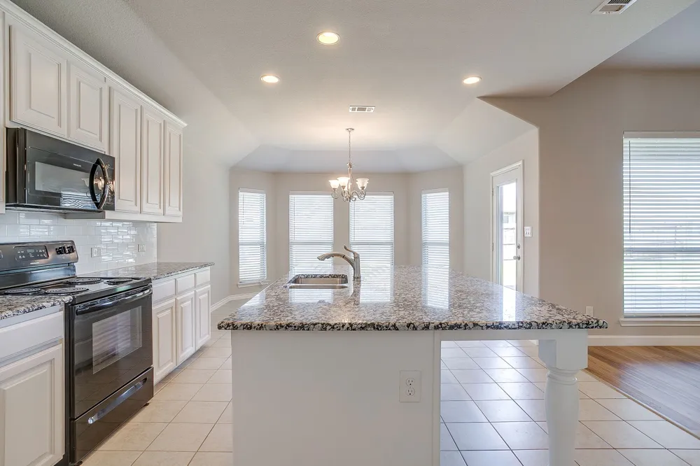213 Marina Drive Azle, TX 76020