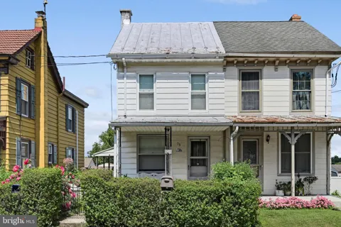 16 GROVE ROAD