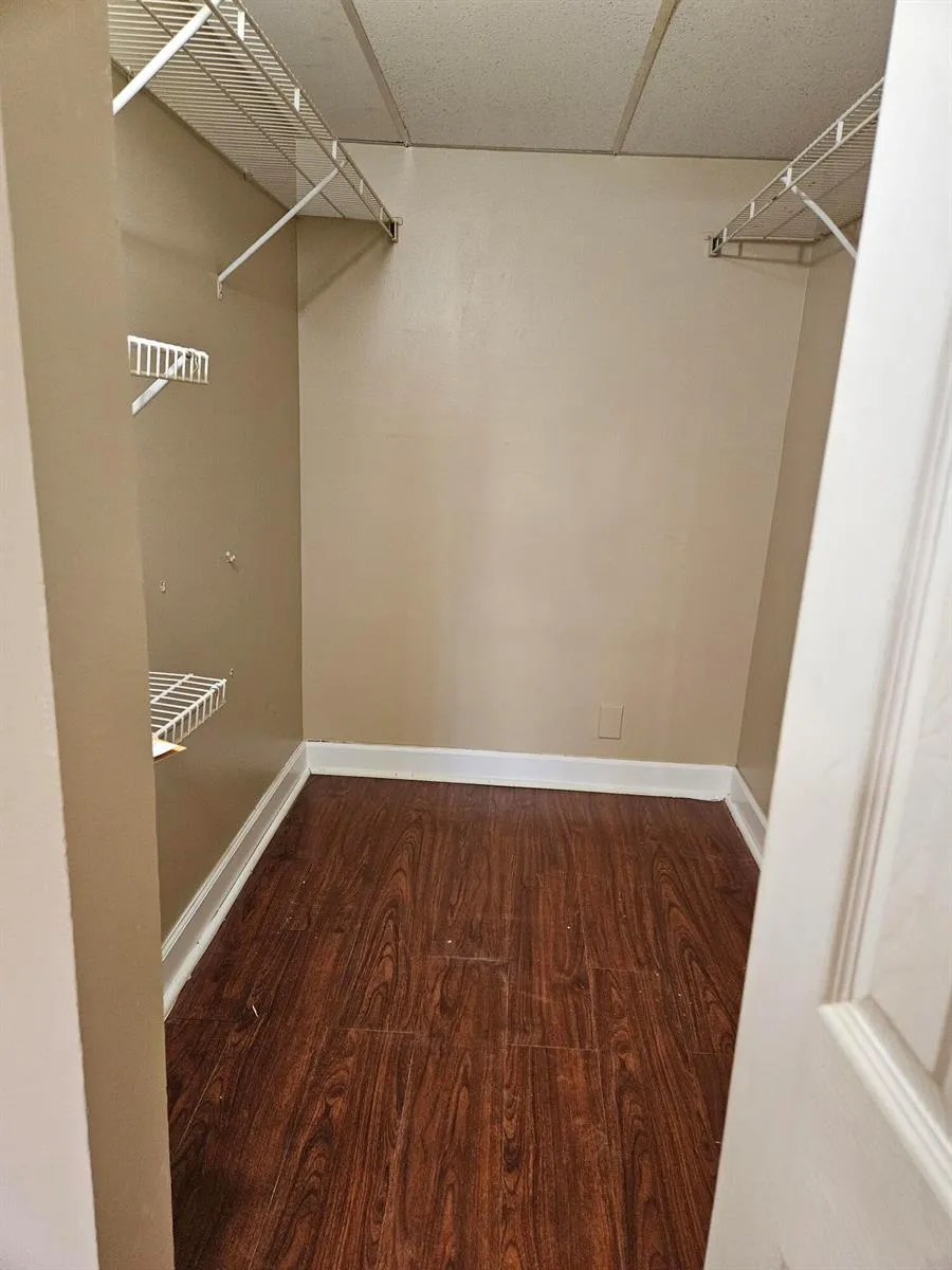 300 VILLAGE GREEN CIRCLE S #114 Palm Springs, FL 33461