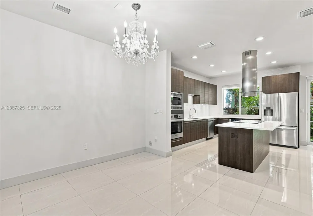 3237 NE 5th St #3237 Pompano Beach, FL 33062