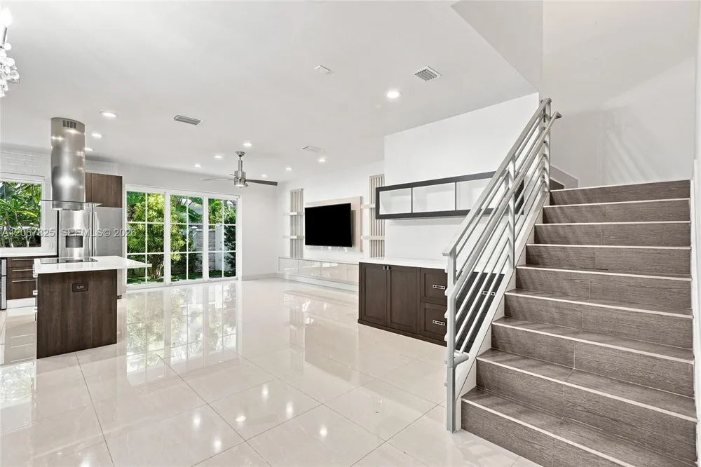 3237 NE 5th St #3237 Pompano Beach, FL 33062
