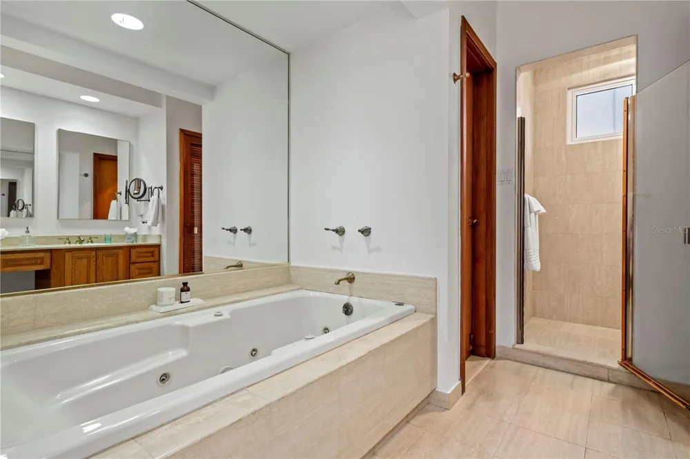 26 GREEN VILLAS DRIVE #26 Dorado, PR 00646