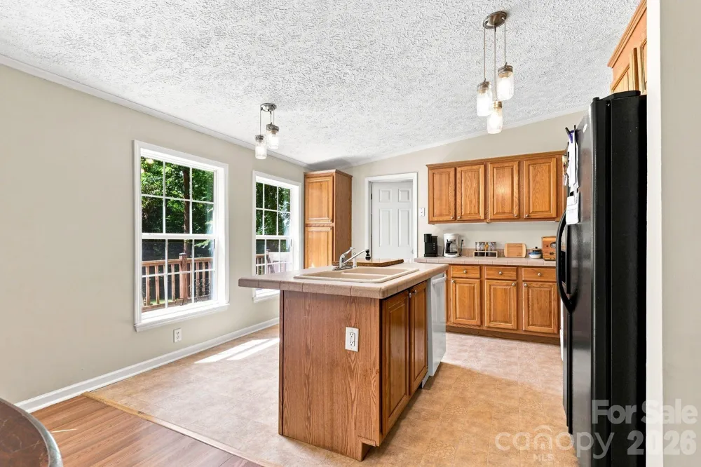 175 Riverfield Drive Statesville, NC 28625