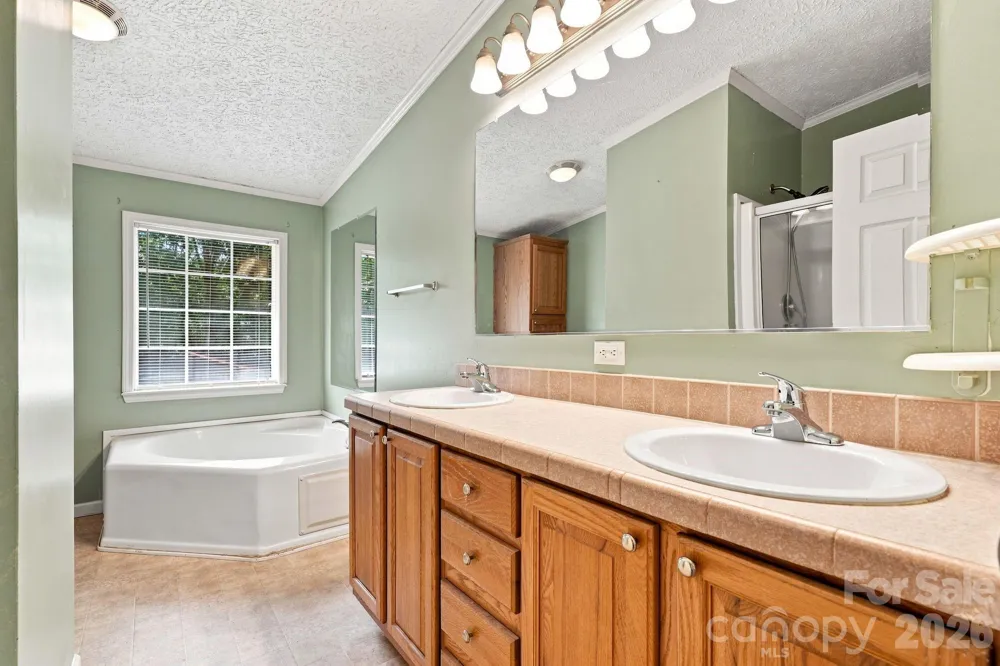 175 Riverfield Drive Statesville, NC 28625